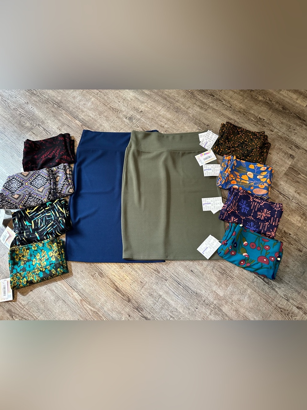 Lot of 11 NWT LuLaRoe Cassie Skirts - Size Large - Solids Included!